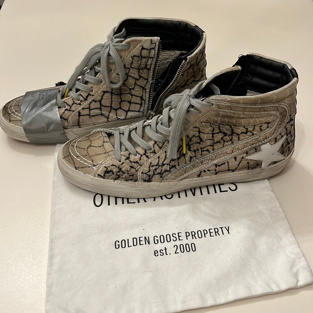 Men’s Golden Goose Limited Edition Slide, Better than New, Pristine Condition